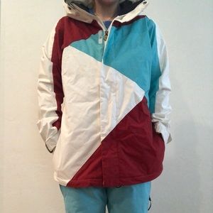 Women’s Bonfire snowboarding jacket and pants set